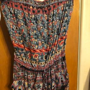 🌼🌼🌼🌼🌼Strapless Aztec romper🌼🌼🌼🌼🌼